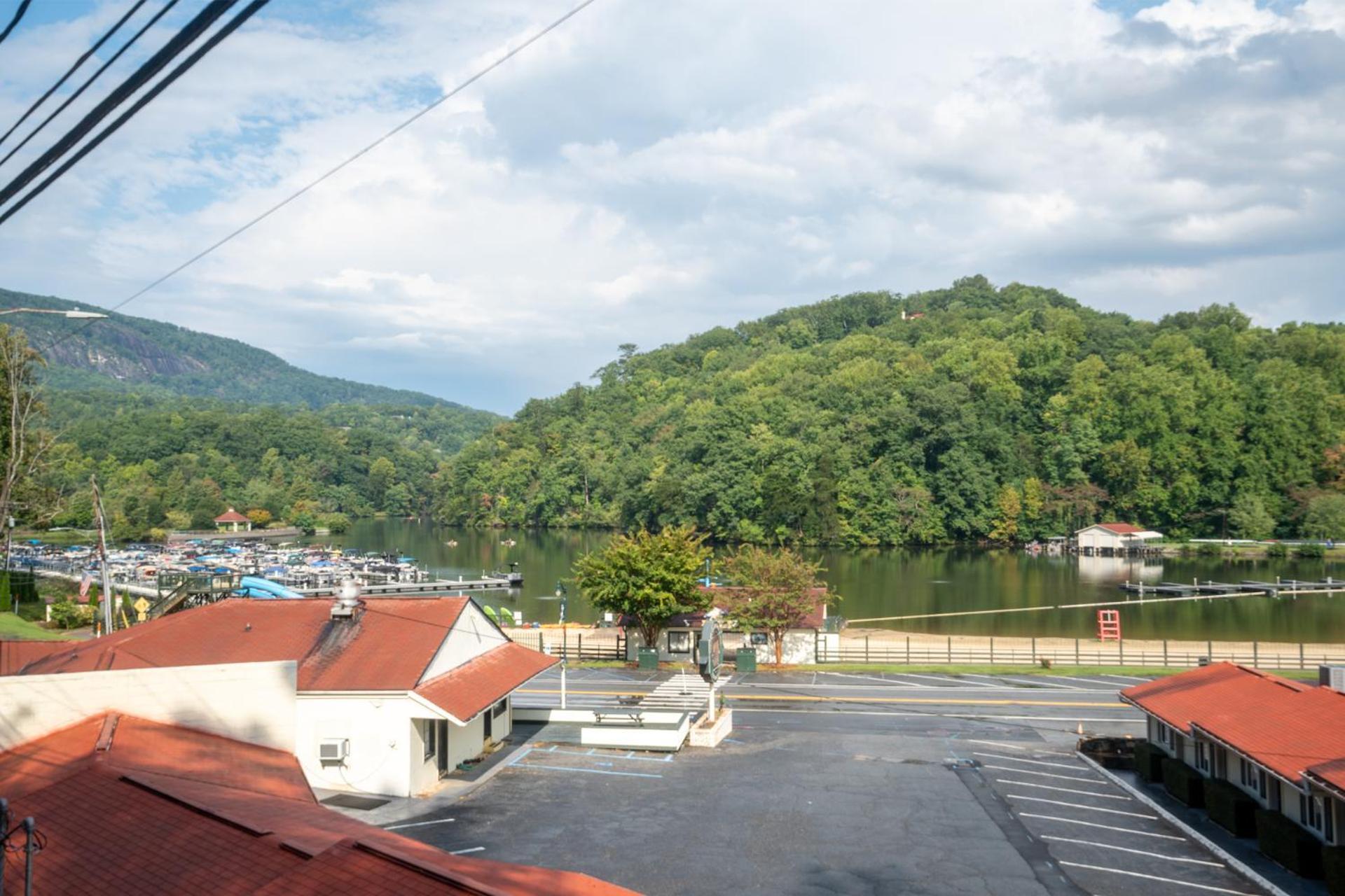 Lake Lure Inn And Spa Eksteriør billede
