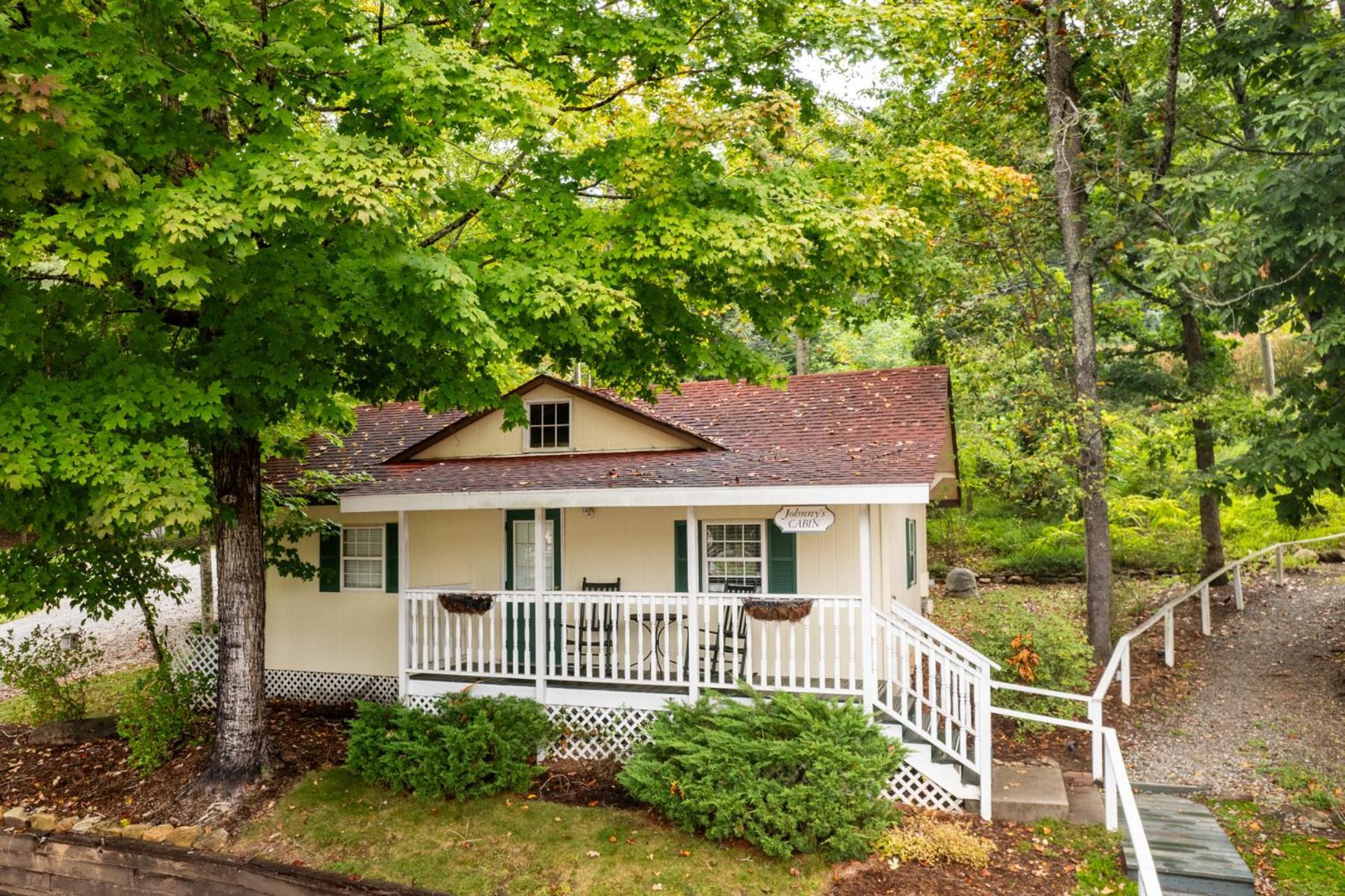 Lake Lure Inn And Spa Eksteriør billede