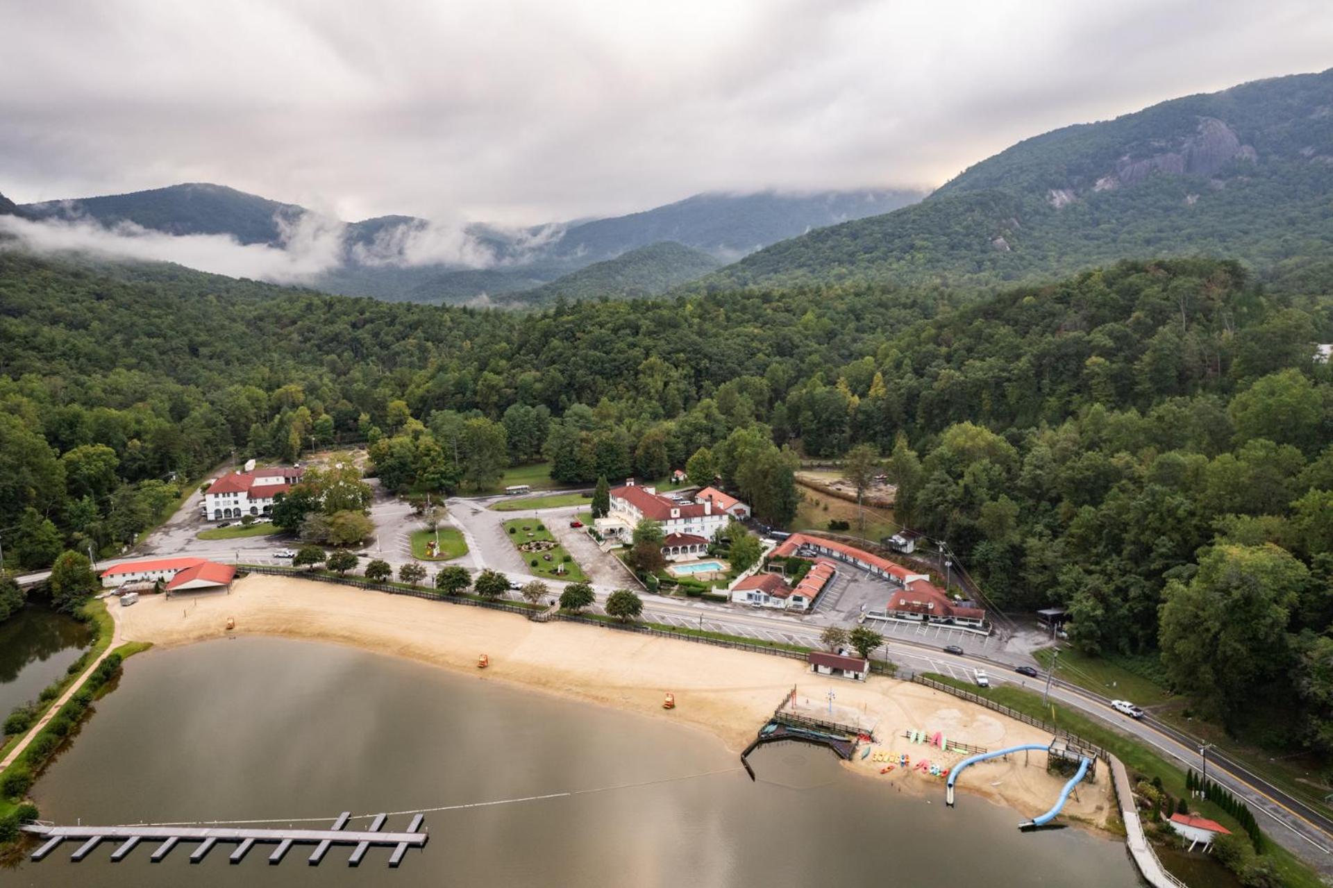 Lake Lure Inn And Spa Eksteriør billede